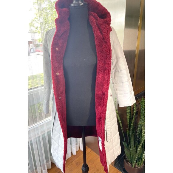 Vintage late 70s early 80s ladies coat, grey and burgundy parka, hooded - Picture 6 of 9
